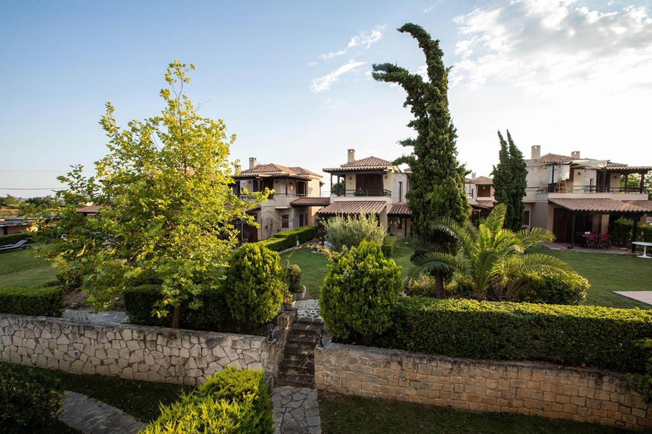 Porto Thea Alexandra Shared Pool Villa, Afytos Exterior photo